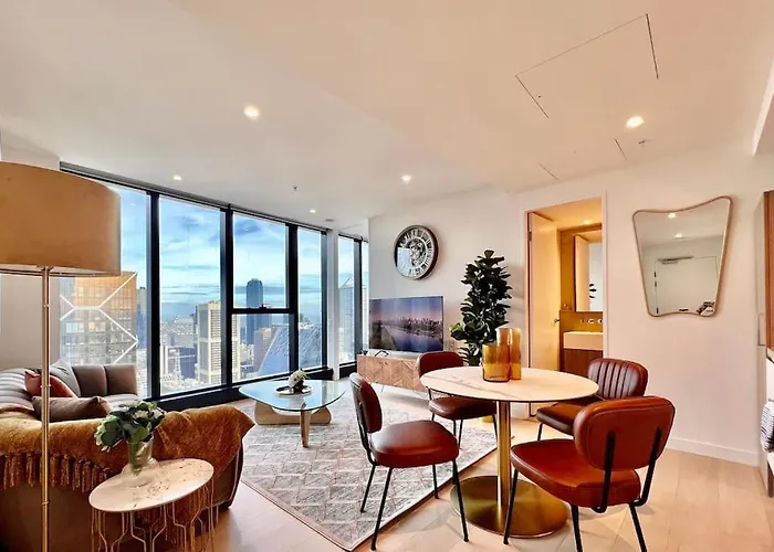 Sky High 2 Bedrooms Apt