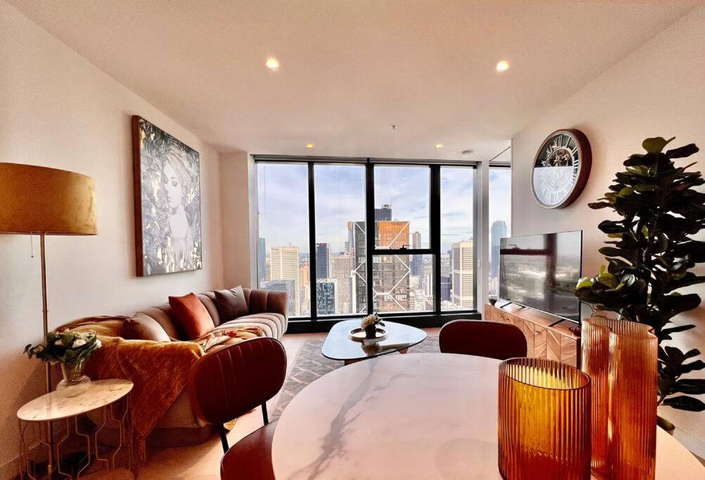 Sky High 2 Bedrooms